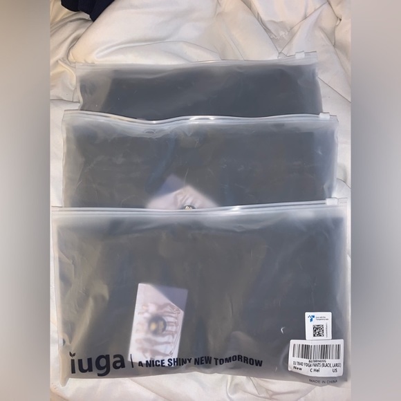 NWT IUGA amazon black full length leggings WITH POCKETS - Picture 2 of 3